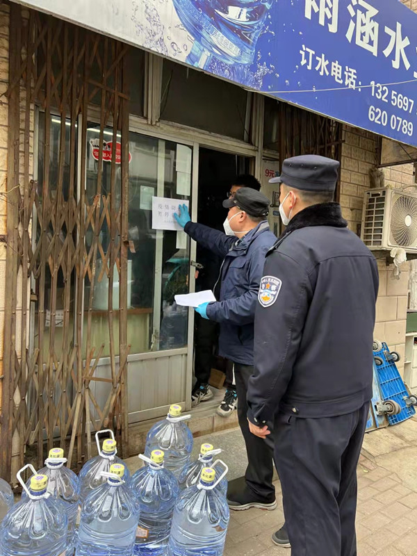 抗疫一线的最美身影