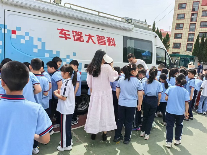 烟台市科技馆开展海洋保护科普活动